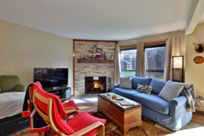 Trail Creek Vermont - Condo #13 - Ski Home Trail, Shuttle Bus, Hot Tub, Pool, Close to Resort